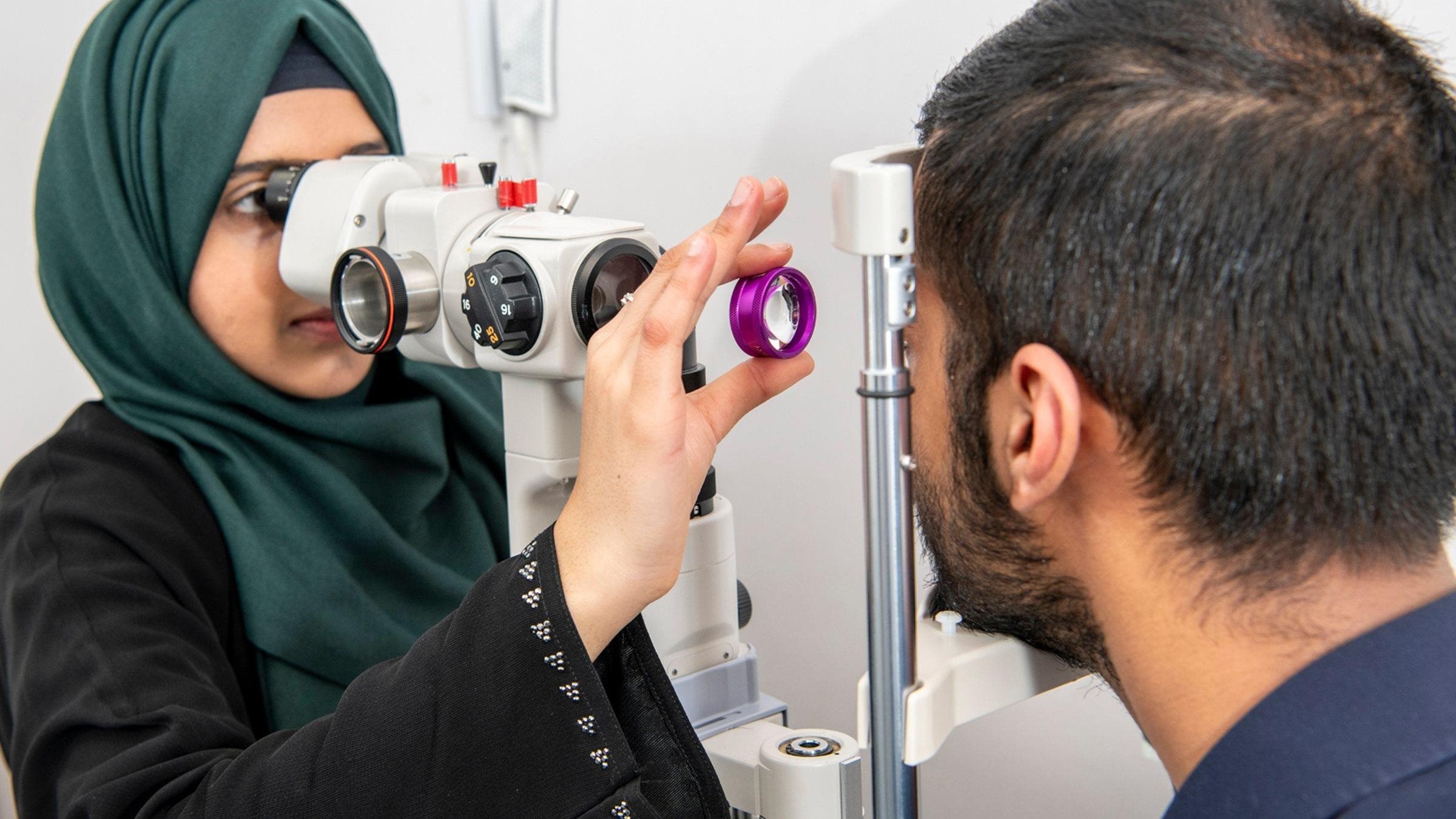 Fees - College of Optometrists